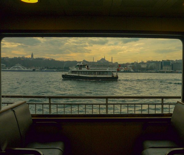 Service de taxi personnalisé à annecy la clusaz, disponible 24/7